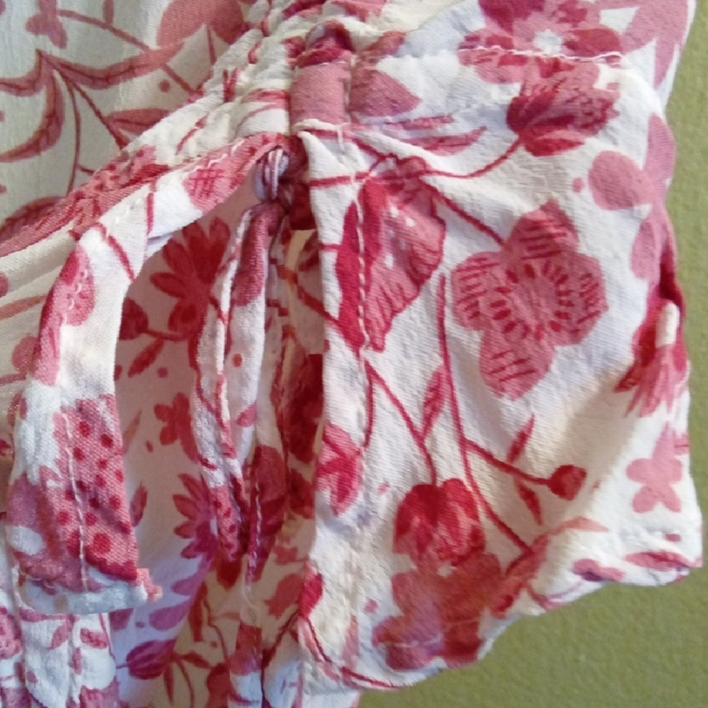 Womans XL Oh! Mamma Fitted White and Pink Cap Sleeve Blouse Floral Maternity Top - Picture 4 of 4